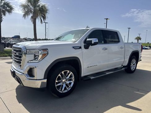Used 2021 GMC Sierra 1500 SLT AWD/4WD image 3