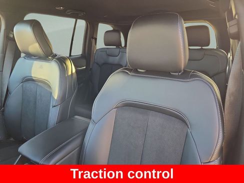 New 2026 Jeep Grand Cherokee Altitude AWD/4WD image 14