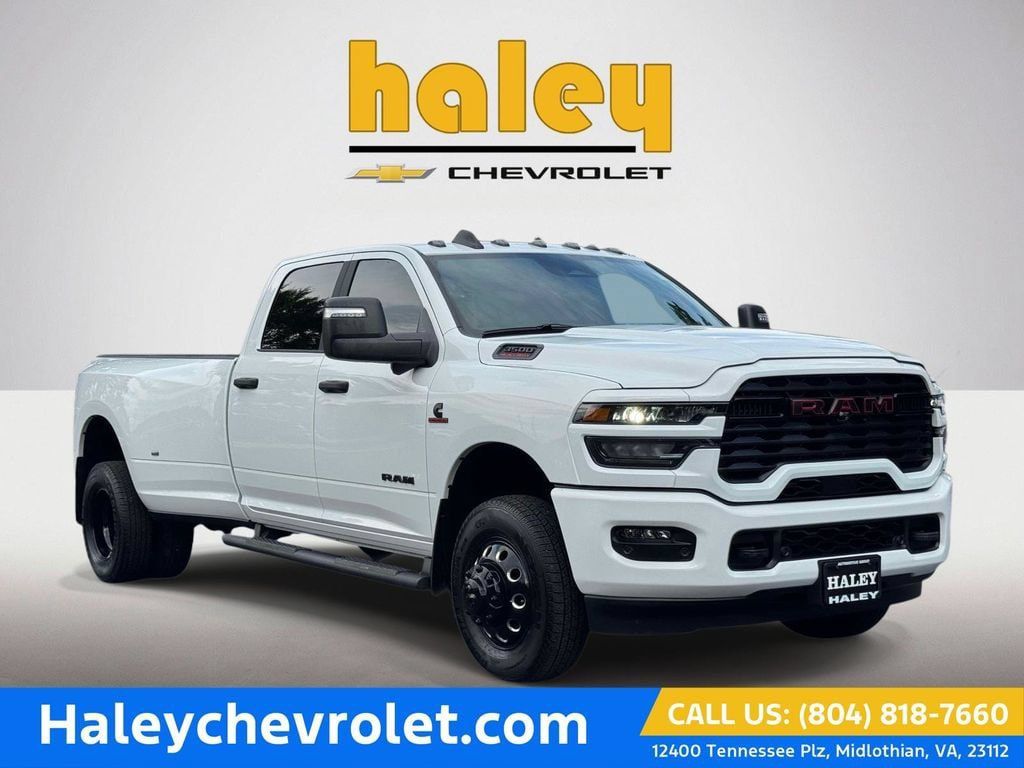 Used 2026 RAM 3500 Big Horn AWD/4WD image 1