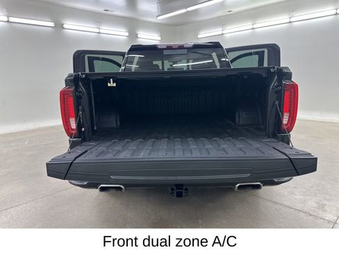 Used 2022 GMC Sierra 1500 Denali w/ Denali Reserve Package AWD/4WD image 28