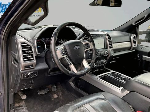 Used 2019 Ford F250 Platinum w/ Platinum Ultimate Package AWD/4WD image 16