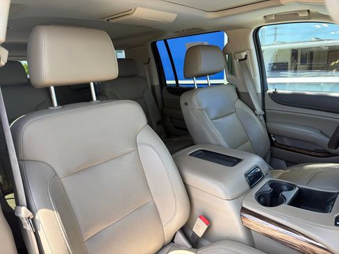 Used 2015 GMC Yukon XL SLT w/ Open Road Package AWD/4WD image 26