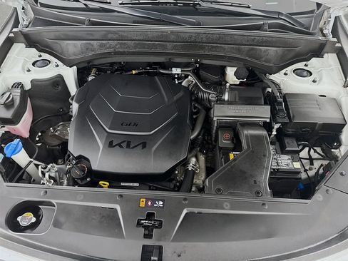 Certified 2024 Kia Telluride S image 32