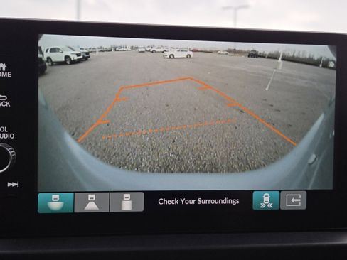 Used 2024 Honda Pilot Touring image 30