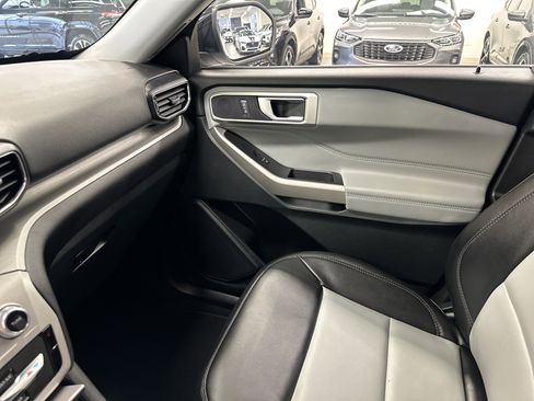 Certified 2023 Ford Explorer XLT w/ Equipment Group 202A image 26