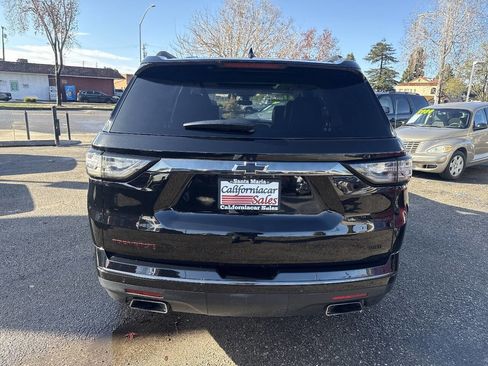 Used 2021 Chevrolet Traverse Premier w/ Redline Edition image 8