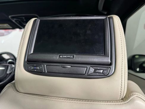 Used 2017 Land Rover Range Rover Sport HSE image 40