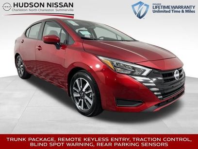 New 2025 Nissan Versa SV w/ Trunk Package