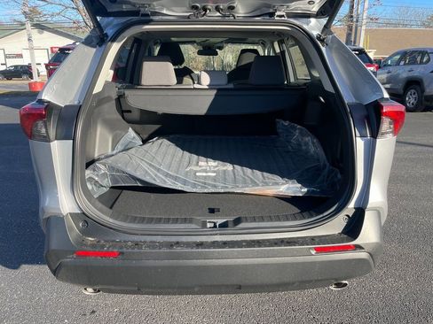 New 2025 Toyota RAV4 XLE image 5