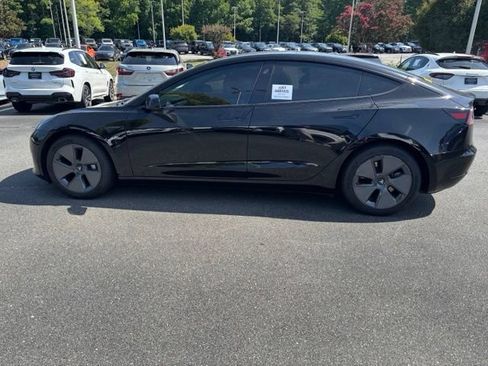 Used 2023 Tesla Model 3 Standard Range RWD image 9