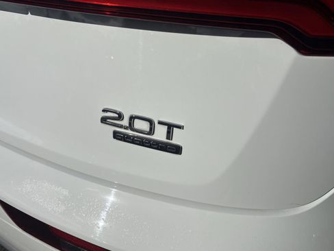 Used 2018 Audi Q5 Prestige w/ Prestige Package image 16