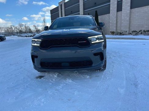 Certified 2024 Dodge Durango GT image 3
