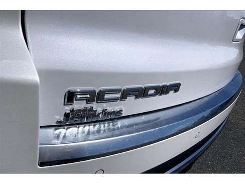 Used 2016 GMC Acadia SLT AWD/4WD image 34
