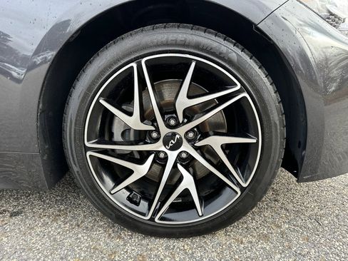 Used 2022 Kia Stinger GT-Line w/ Sun & Sound Package image 12