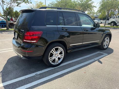 Used 2015 Mercedes-Benz GLK 350 4MATIC image 10