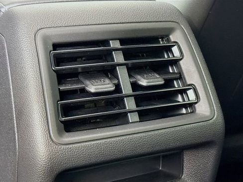 New 2026 Volkswagen Tiguan SE R-Line image 25