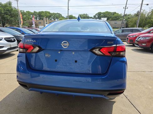 Used 2021 Nissan Versa SR image 6