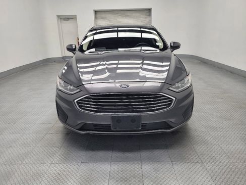 Used 2020 Ford Fusion SE image 15