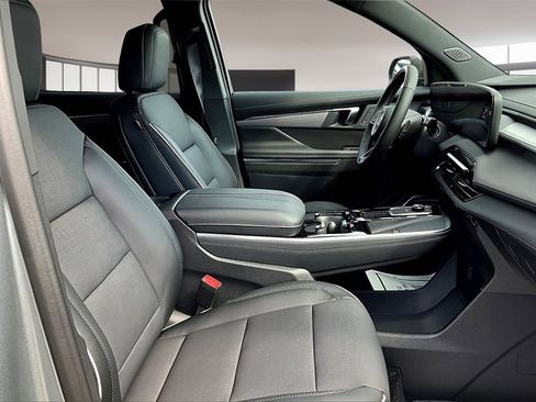 New 2026 Buick Enclave Preferred w/ Super Cruise Package image 10