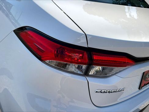 Used 2026 Toyota Corolla LE FWD image 27