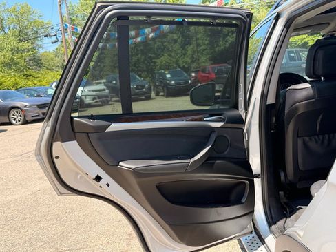 Used 2013 BMW X5 xDrive50i w/ Premium Pkg AWD/4WD image 21