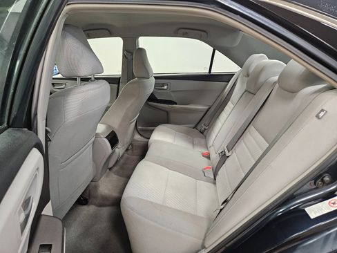 Used 2017 Toyota Camry LE image 26
