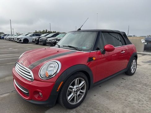 Used 2015 MINI Cooper Convertible image 7