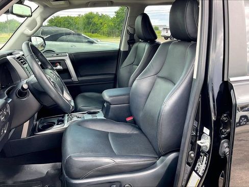 Used 2024 Toyota 4Runner Limited RWD image 18