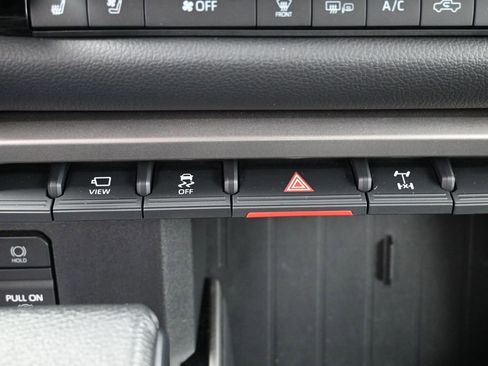 Used 2024 Toyota Tundra Limited w/ TRD Off-Road Package AWD/4WD image 23