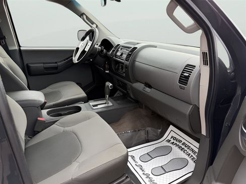 Used 2013 Nissan Xterra X image 23