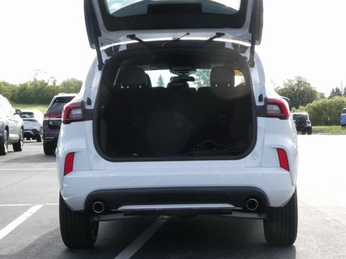 Used 2023 Ford Escape ST-Line image 21