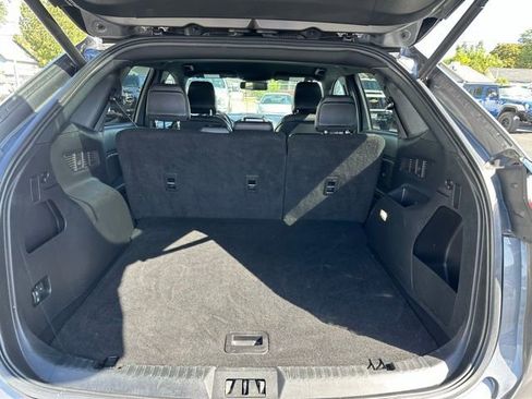 Used 2024 Ford Edge ST-Line image 10