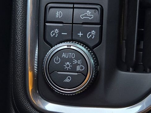 Used 2019 GMC Sierra 1500 AT4 w/ AT4 Premium Package AWD/4WD image 16