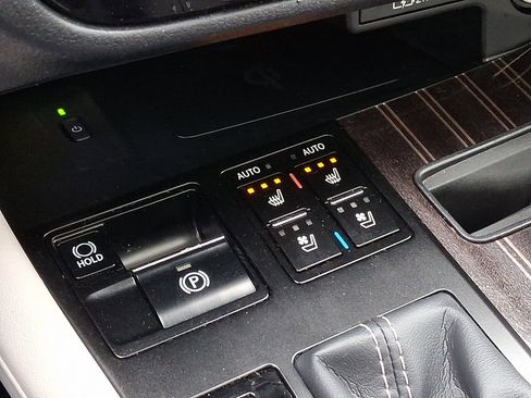 Used 2021 Lexus RX 350 AWD w/ Luxury Package image 24