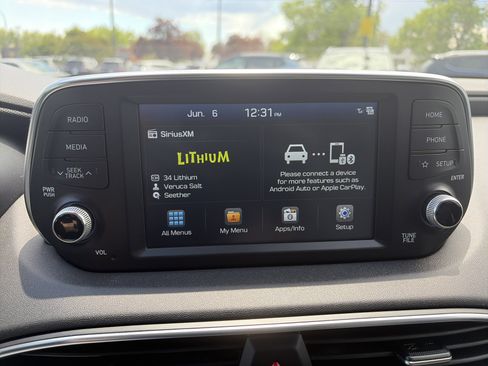 Used 2020 Hyundai Santa Fe SEL AWD/4WD image 16