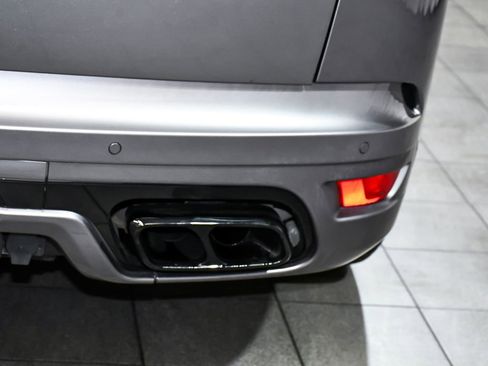 Used 2021 Land Rover Range Rover Sport SVR Carbon Edition AWD/4WD image 87
