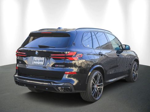 New 2026 BMW X5 M60i w/ Climate Comfort Package image 6
