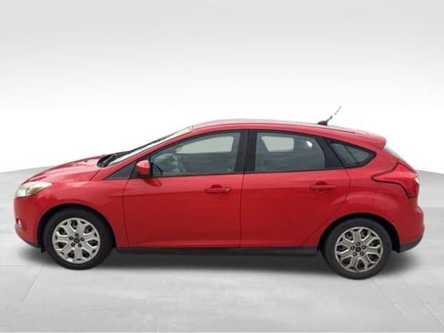 Used 2012 Ford Focus SE FWD image 5