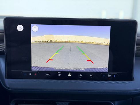 Used 2025 Ford Maverick XL image 23