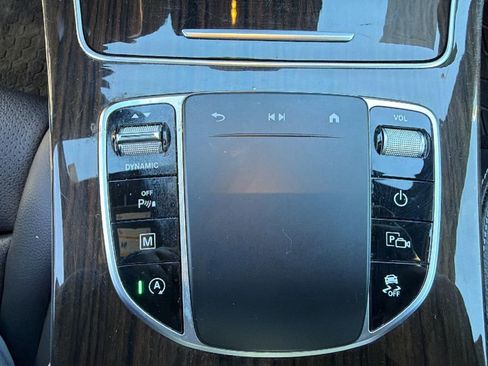 Used 2022 Mercedes-Benz GLC 300 4MATIC image 20