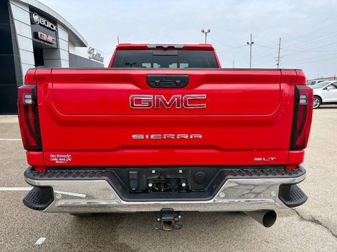 Used 2024 GMC Sierra 2500 SLT w/ SLT Premium Package image 4