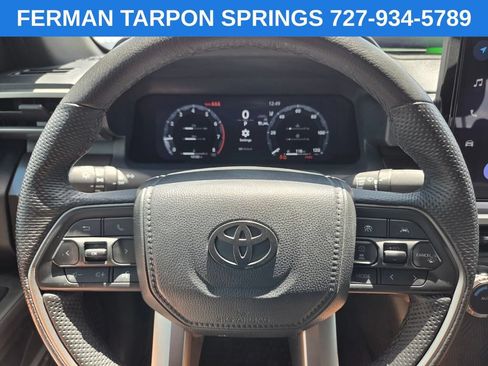 Used 2024 Toyota Tacoma TRD Sport AWD/4WD image 29