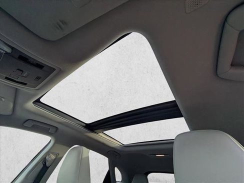 Used 2019 Lexus RX 450h AWD image 16