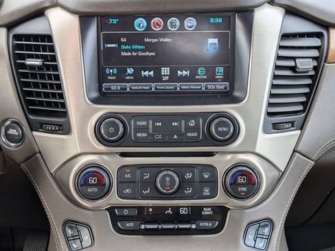 Used 2020 GMC Yukon Denali w/ Denali Premium Package RWD image 20
