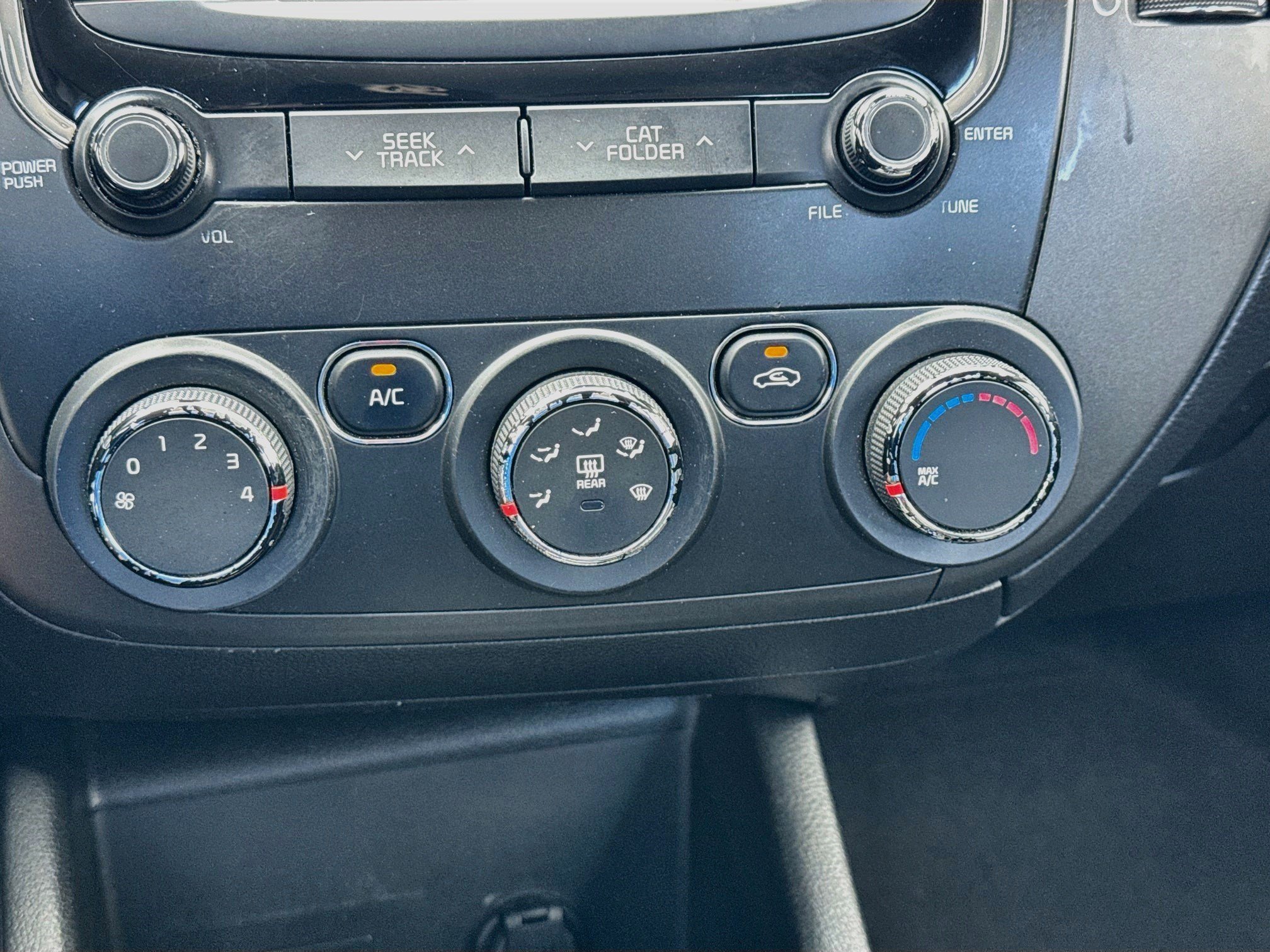 Used 2018 Kia Forte LX w/ LX Rear Camera Package FWD image 12