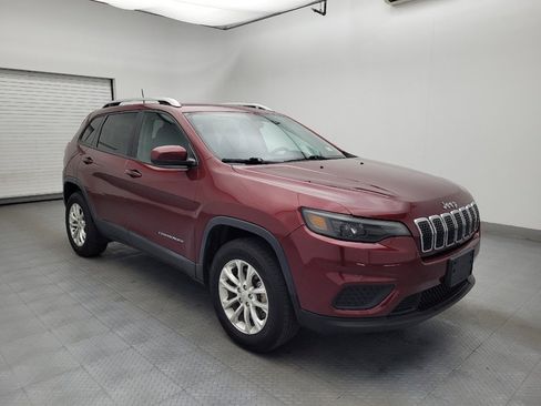 Used 2020 Jeep Cherokee Latitude w/ Cold Weather Group image 13