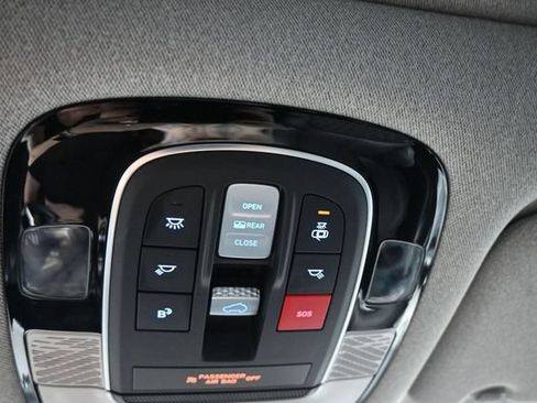 Used 2023 Hyundai Palisade Limited FWD image 20