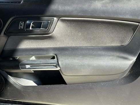 Used 2019 Ford Mustang Coupe w/ Equipment Group 101A image 26