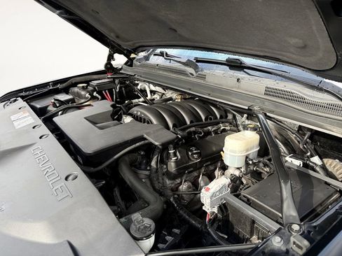 Used 2016 Chevrolet Suburban LS w/ Max Trailering Package image 28