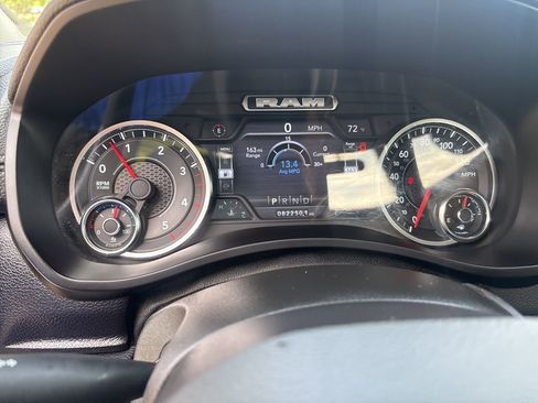 Used 2024 RAM 2500 Laramie AWD/4WD image 37